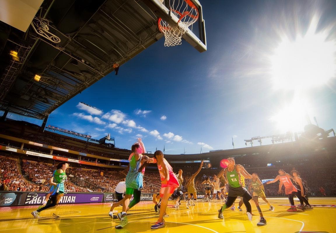 WNBA季后赛风暴队VS太阳队:战术对决与竞技智慧揭秘