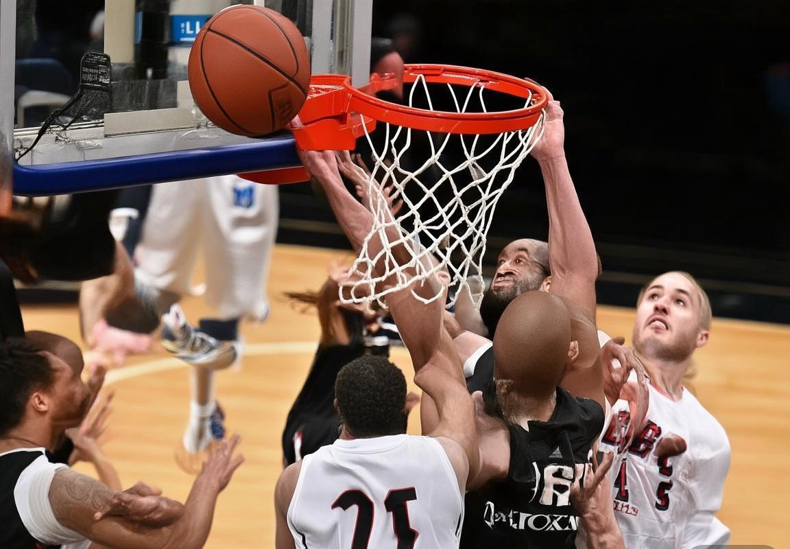 2012年NBA火箭对活塞经典对决：林书豪哈登联手德拉蒙德闪耀瞬间(图3)