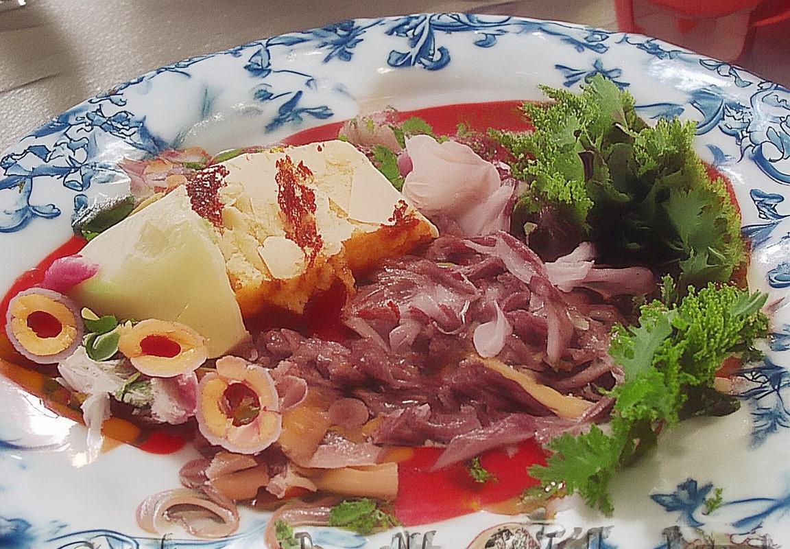 范戴克：足球场上的防守大师与团队领袖(图2)